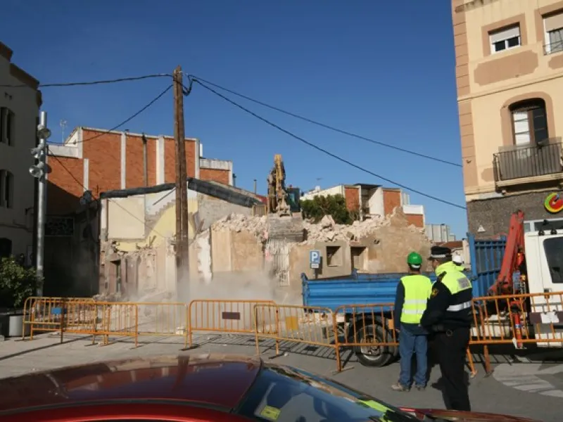 Demoliciones y derribos de edificios en Barcelona